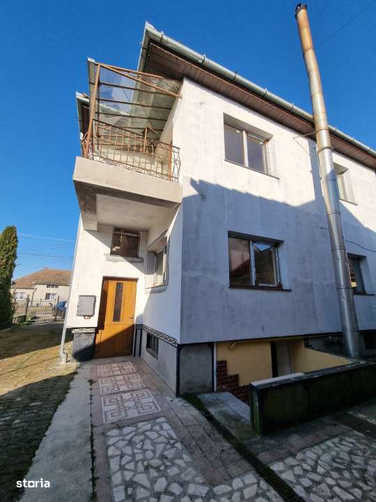 Casa cu Etaj in Paulesti - Imagine principală: 4/19