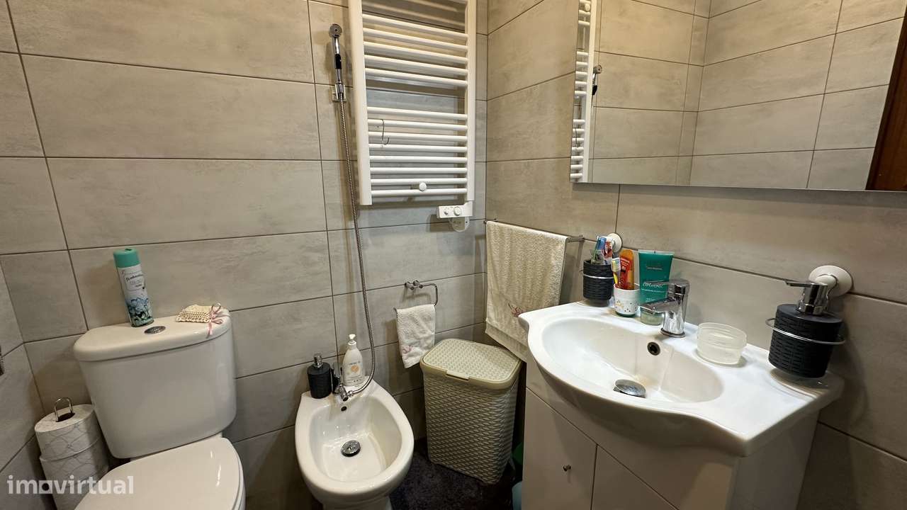T3 Renovado Amadora , Águas livres-5