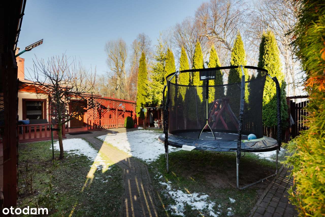 Dom parterowy po generalnym remoncie .-19