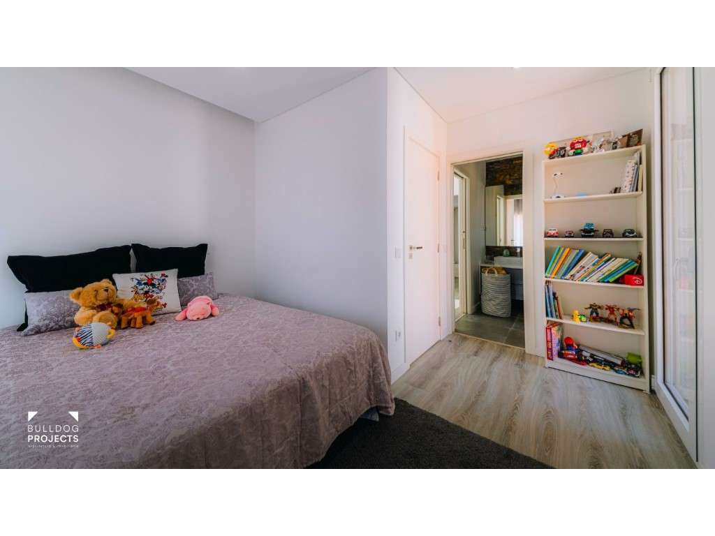 Moradia Isolada T4 Triplex Venda Coimbra-50