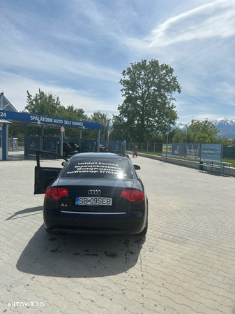 Audi A4 2.0 TDI - 6