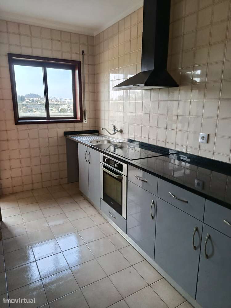 T3 Oliveira do Douro - Grande imagem: 2/9