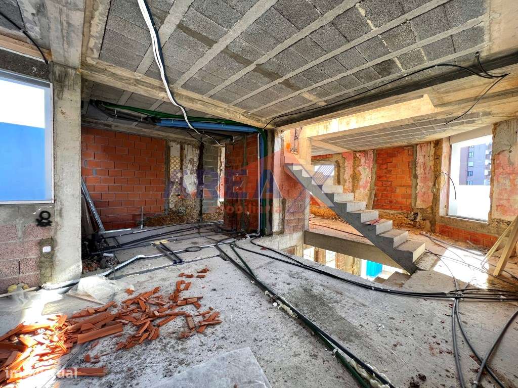 Casa 1 - fração A - Moradia, T2, composta por 3 pisos. Centro da ci... - Grande imagem: 5/14