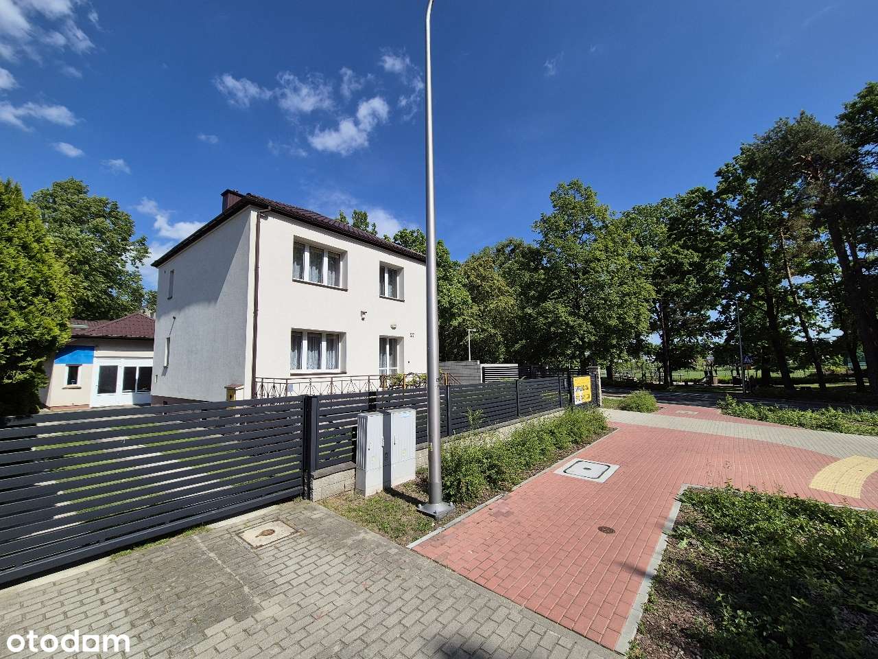 Dom 130m2+garaż na 4 samochody lub biznes, obok kościoła Brata Alberta