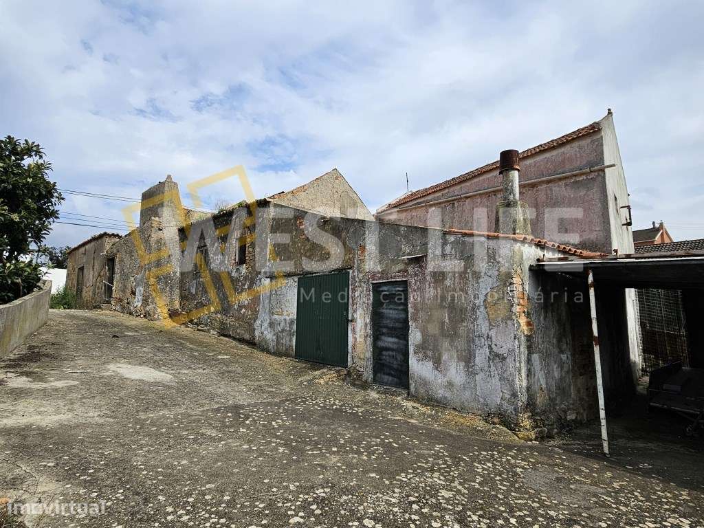 EXCLUSIVO WEST LIFE - Moradia típica de aldeia em Ruina, localizaçã... - Grande imagem: 5/22