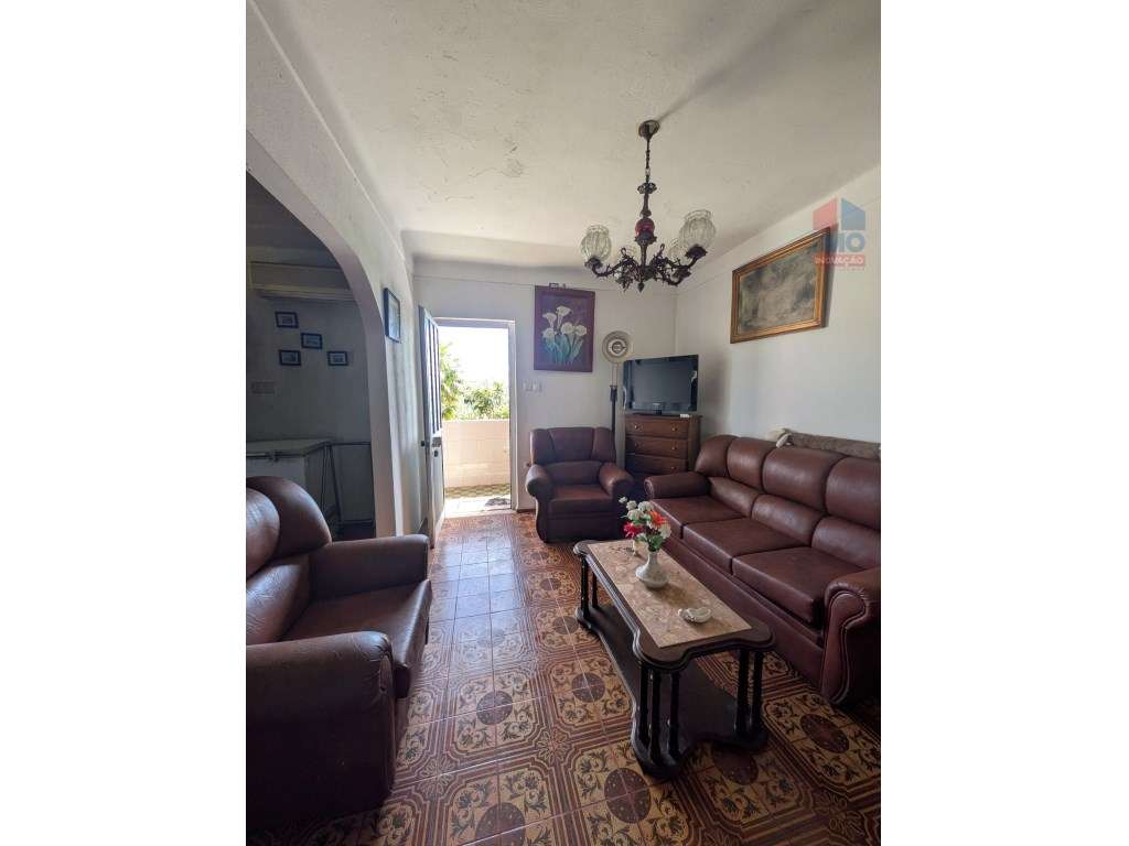 QUINTA COM MORADIA T3 PISCINA TERRENO E ANEXOS-20