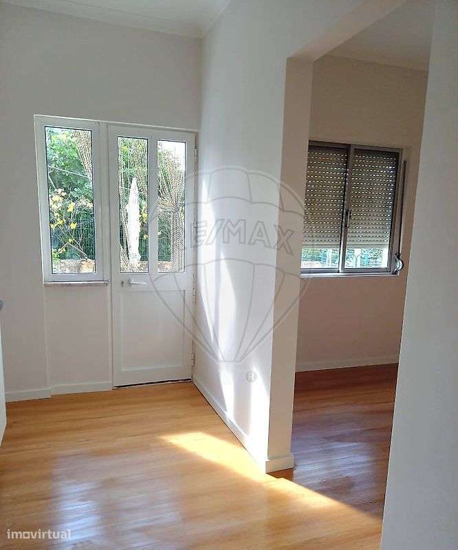 Prédio  para venda - Grande imagem: 2/16