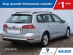 Volkswagen Golf - 6