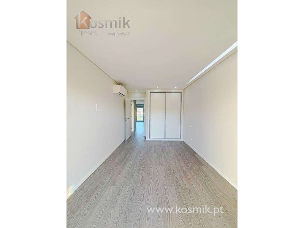T2 SOLVILLAS :: ODIVELAS :: NOVO : Equipado : Churrasqueira : Box :...-30