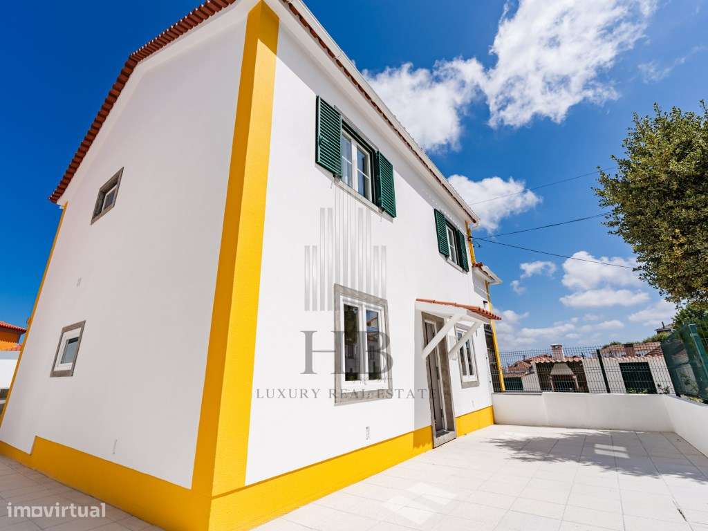 Andar de Moradia T2 + Anexo T1 Independente | Vista Mar e Serra | P...-9