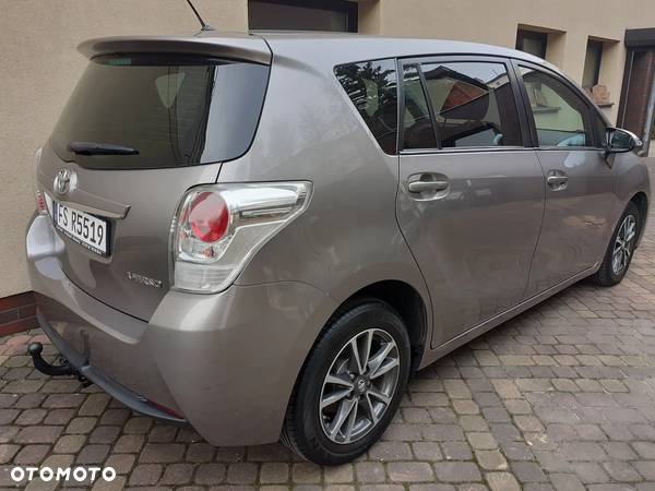 Toyota Verso 1.6 D-4D 5-Sitzer Start/Stop Comfort - 10