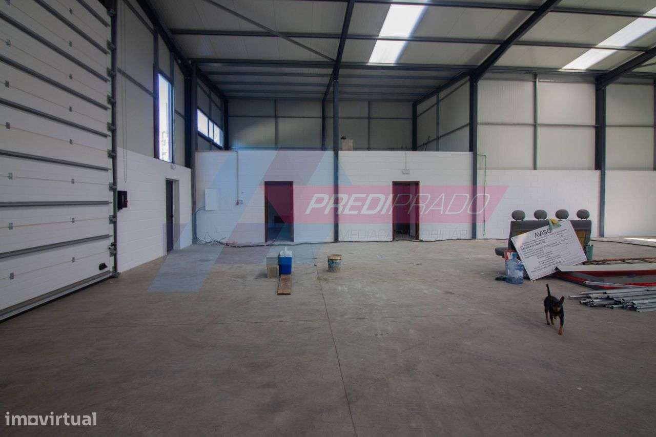 Pavilhão industrial com 460m2 em Oleiros! - Grande imagem: 5/12