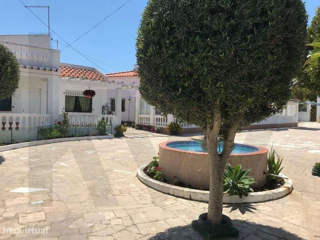 Propriedade única com 3.400 m2 com localização Premium em Sagres-10
