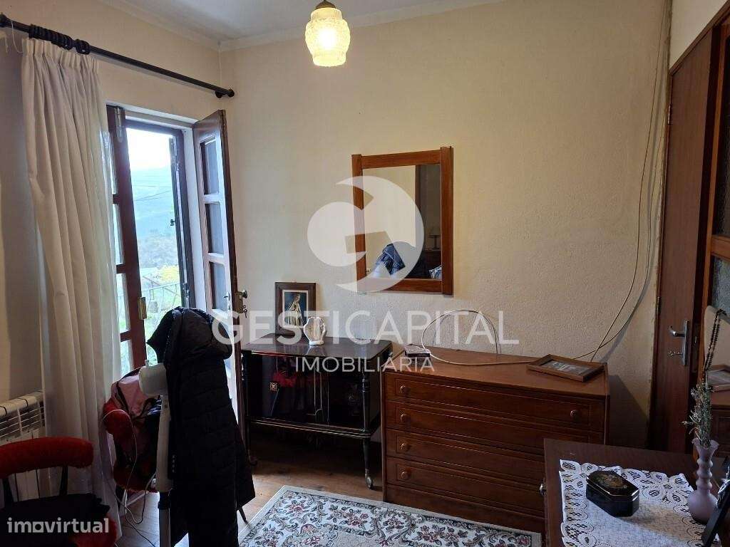 Moradia T3 com quintal em Sande, Marco de Canaveses-8