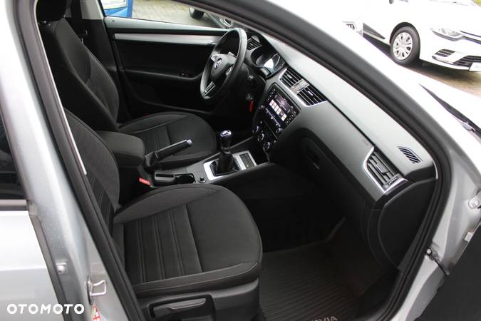 Skoda Octavia 1.5 TSI ACT Ambition - 5