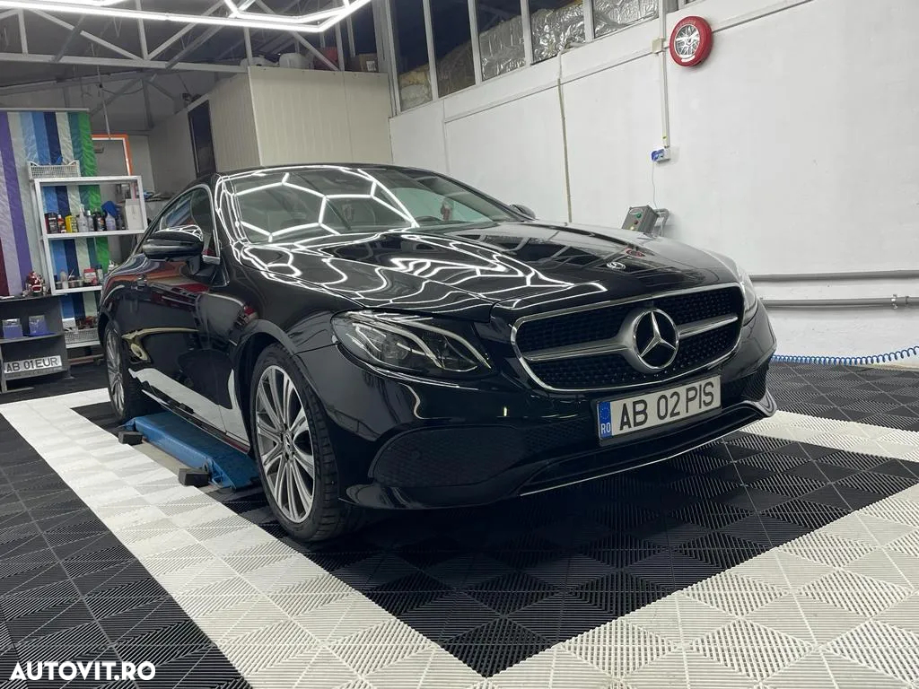 Mercedes-Benz E 220 d Coupe 9G-TRONIC Avantgarde - 16