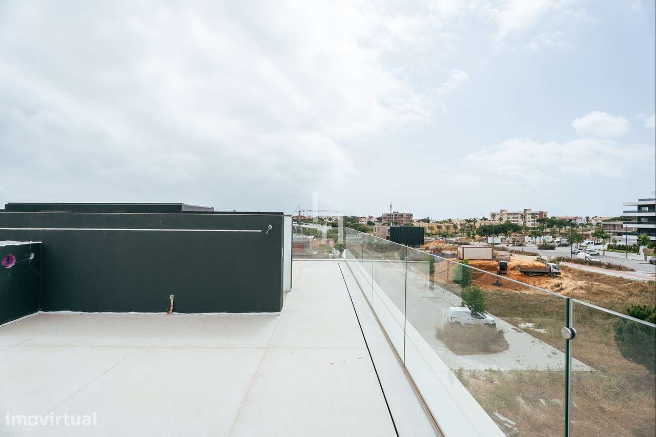 Moradia T4+3 para venda nas Gambelas, em Faro-37