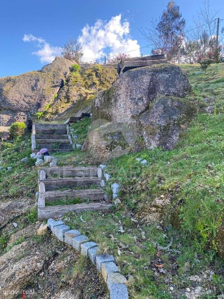 Oportunidade de Investimento: Moradia já com  Estrutura em Soalhães –-25