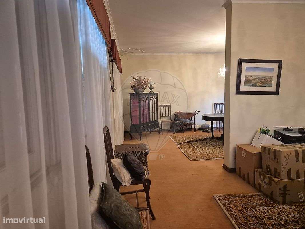 Moradia T5 para venda-5