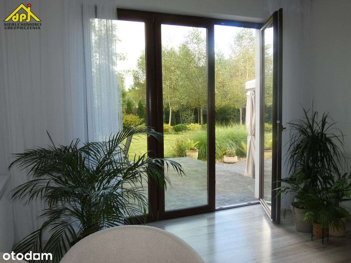 Dom wolnostojący z poddaszem użytkowym,  5 pokoi-8