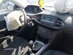 Dezmembrez Peugeot 308 Hatchback 2014 1.6hdi Euro 5 - 4