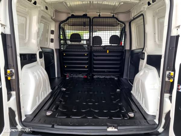 Fiat Doblo Cargo 1.3 MJ Easy 3L - 14