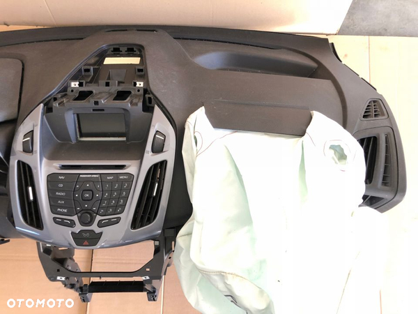 Deska rozdzielcza Ford Tourneo Connect MK2 2015 r. - 3