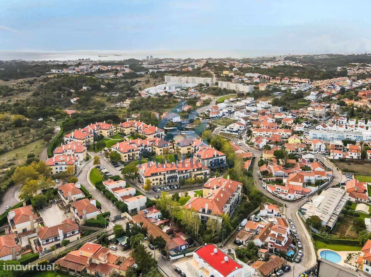 T3 em condomínio privado com dois lugares parqueamento-32