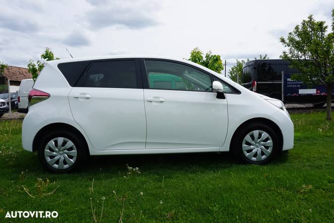 Toyota Verso S 1.4 D-4D Life - 3