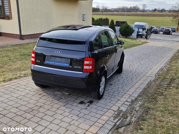 Audi A2 1.6 - 5