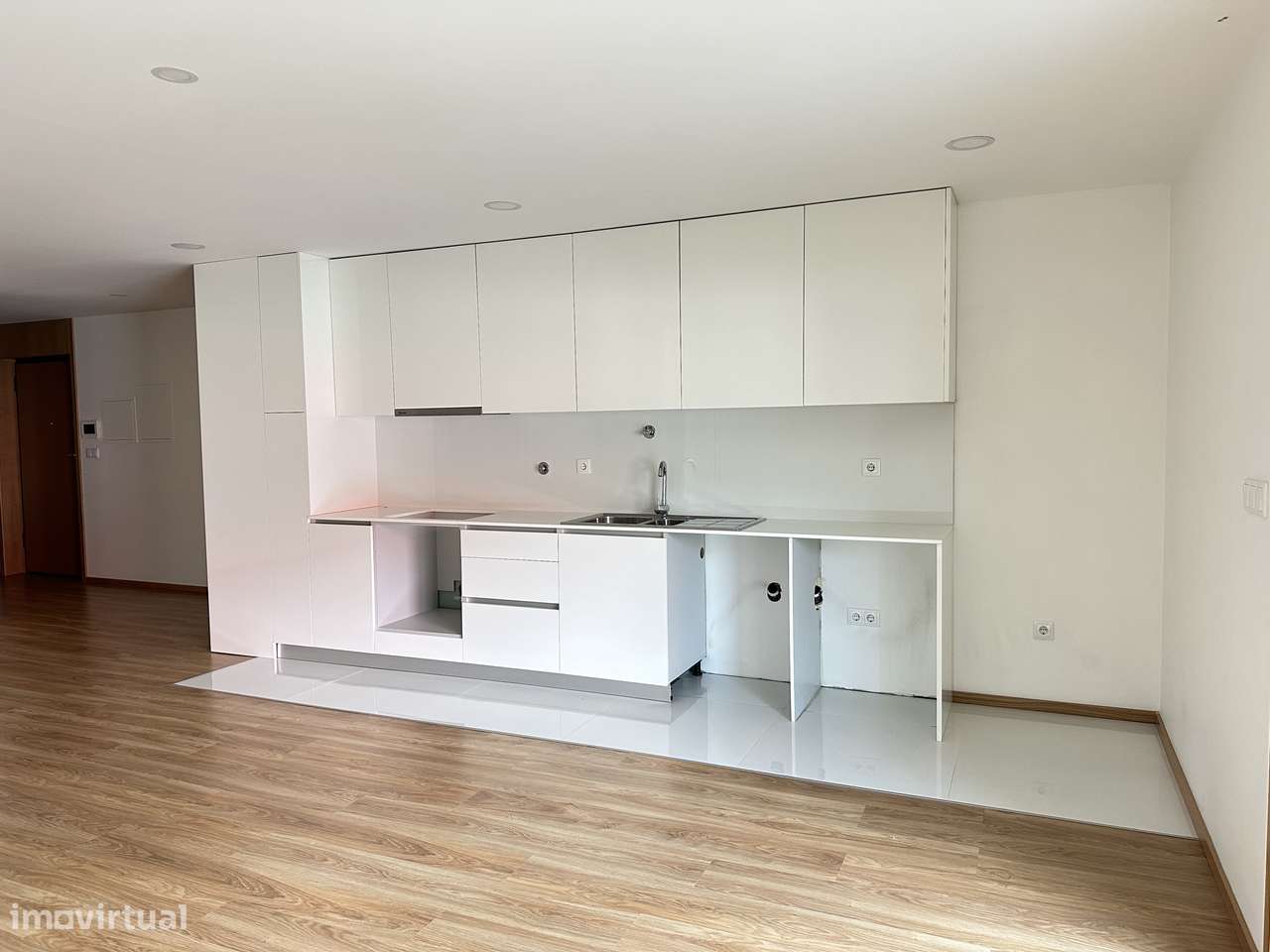 T2 - Entrada Imediata - Grande imagem: 5/23