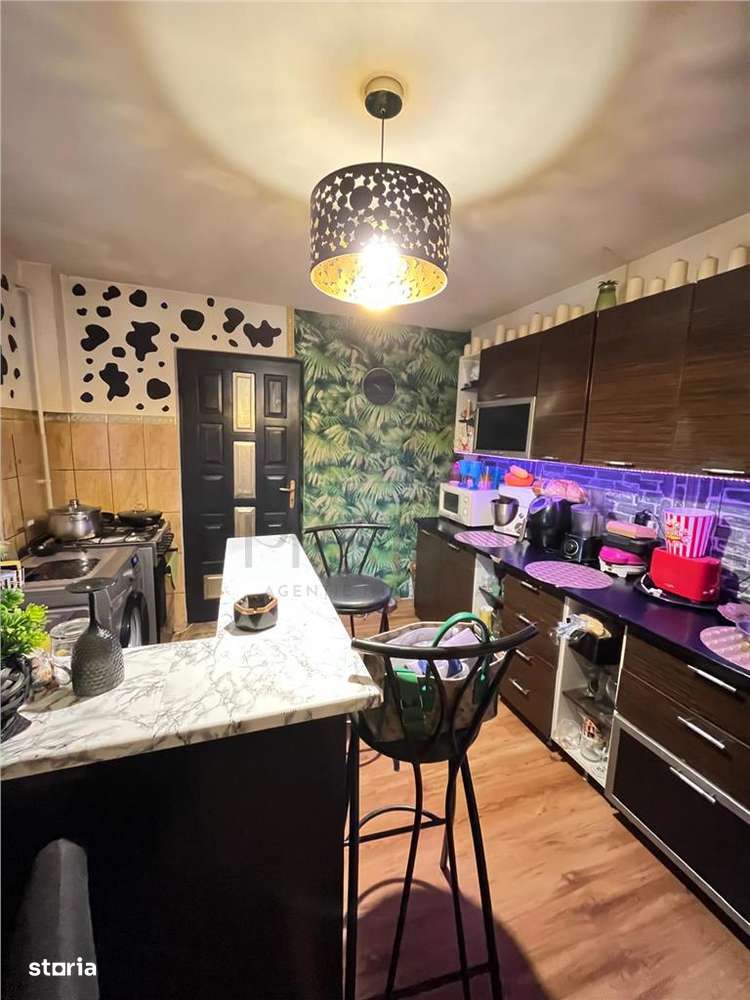 Ronat - Casa Individuala - Teren 900mp - Toate utilitatile - Imagine principală: 2/20