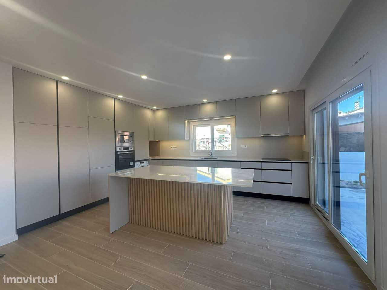 Moradia Térrea V4 !Nova Urbanização - Grande imagem: 2/4