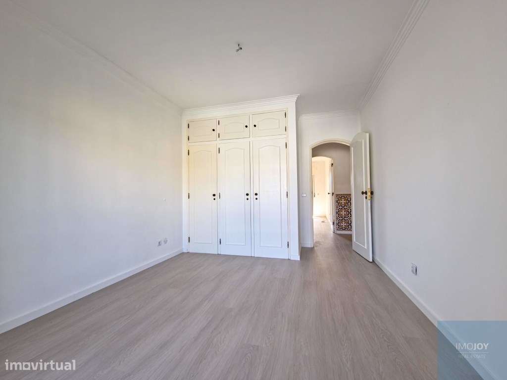 Simpático Apartamento T2 na Quinta da Bicuda-13