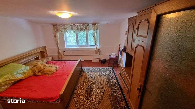 PRET REDUS ! Casa D+P+M situata in Targu Jiu, str. Iezureni - Imagine principală: 4/7