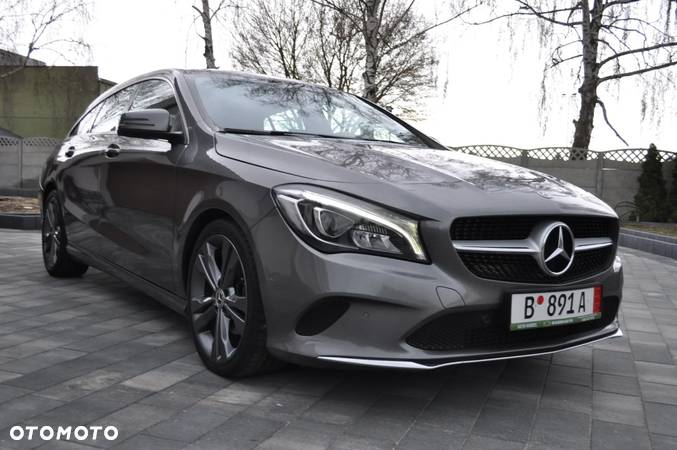 Mercedes-Benz CLA - 21