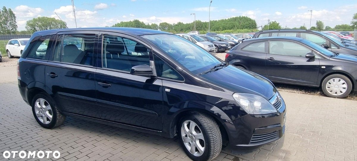 Opel Zafira - 17