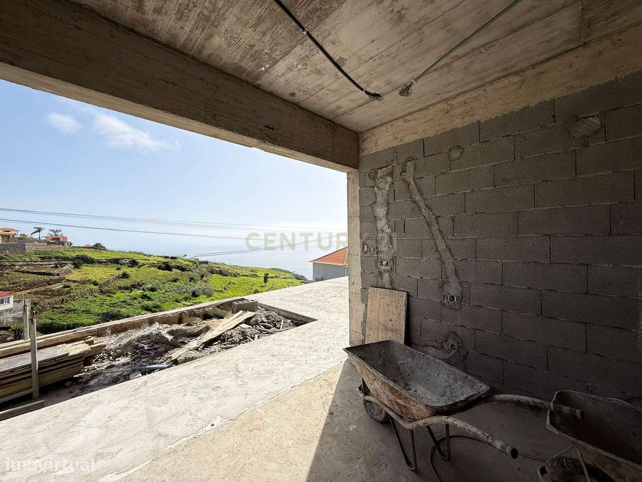 Moradia Contemporanêa - T3 - Estreito da Calheta - Grande imagem: 4/10