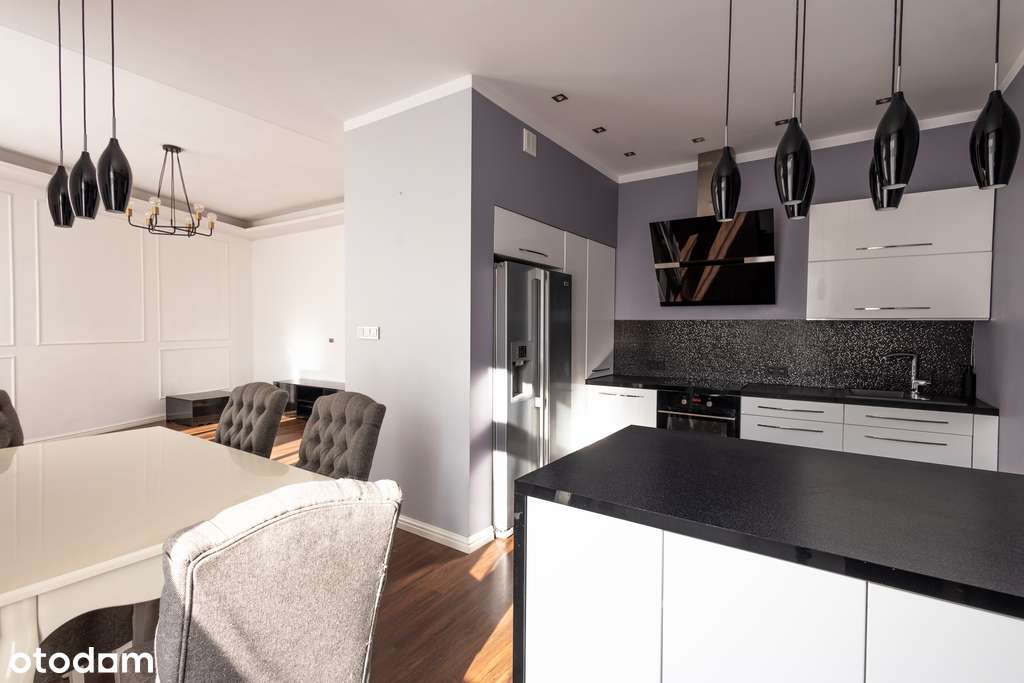 PIĘKNA KAMIENICA | ORYGINALNE ELEMENTY | 2 PIWNICE-4