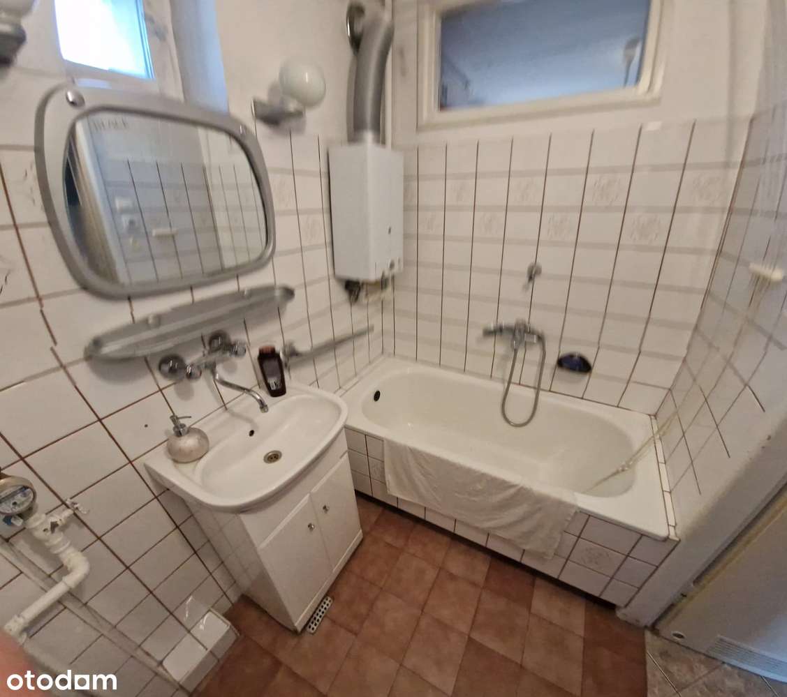 Mieszkanie 3 pok., ul. Szpitalna c . 290 000 zł + garaż c.55 000 zł-4