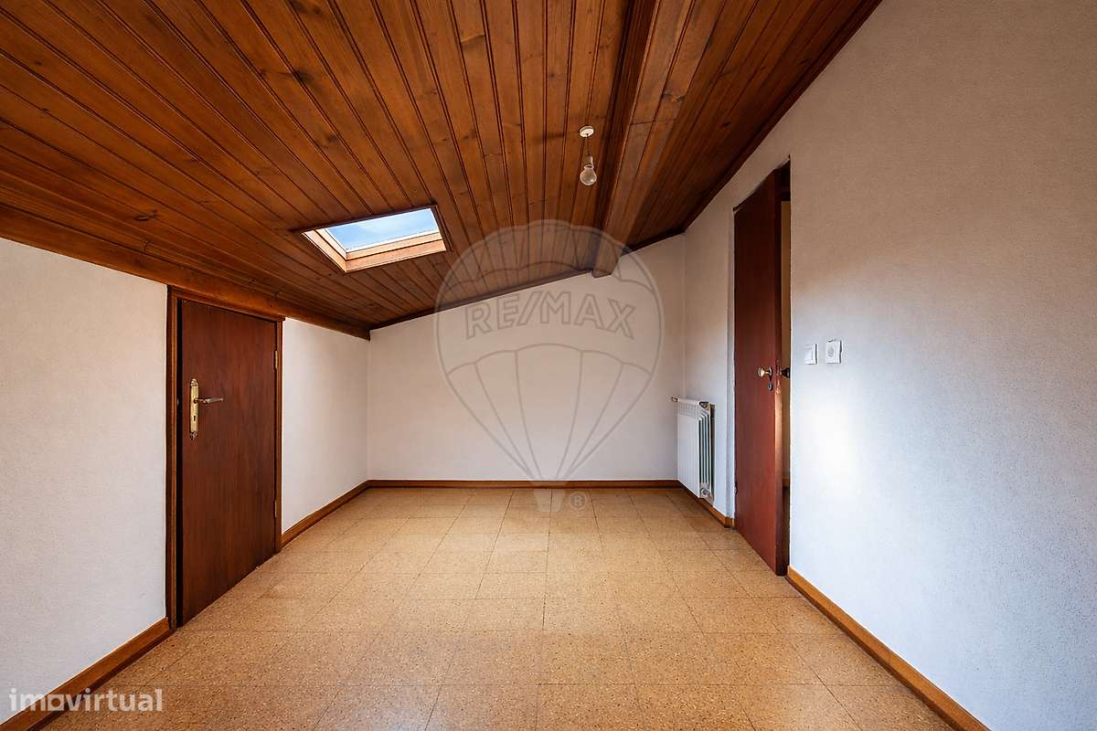 Moradia T5 para venda-22