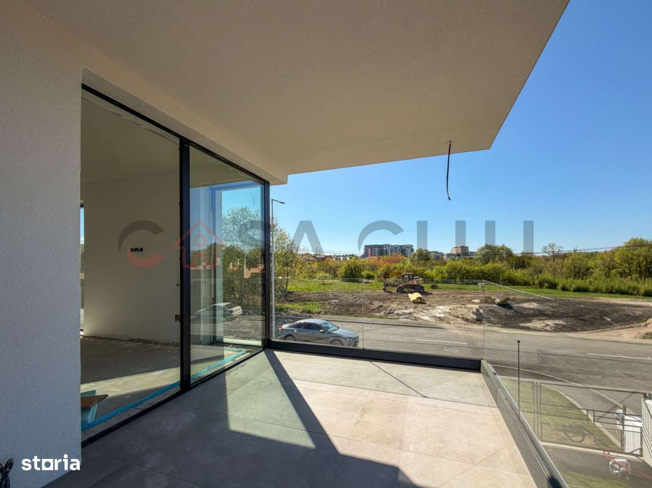 Casa cu arhitectura moderna, Buna Ziua-8