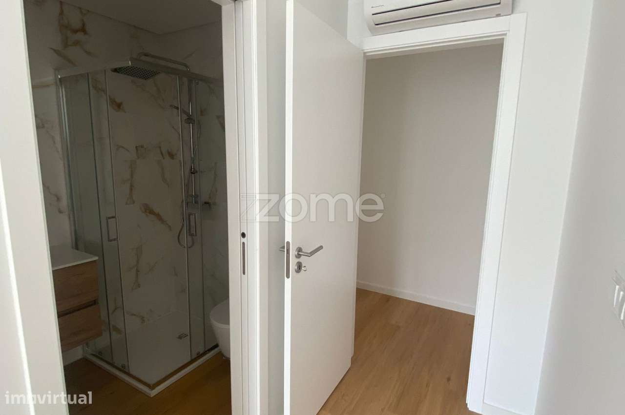 Apartamento T3 c/ 3 Suítes e Terraço - Grande imagem: 3/15