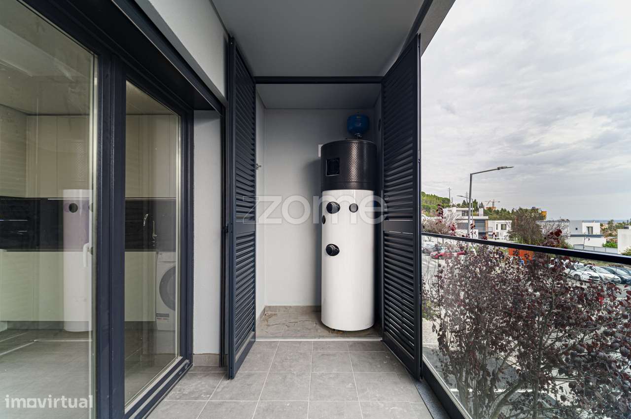 Fabuloso T3 novo a estrear, com varanda e vista rio-10