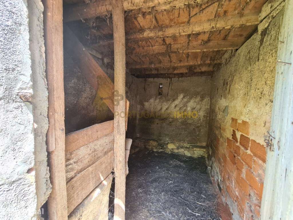 Para venda: Propriedade composta por duas habitações numa bonita al...-34