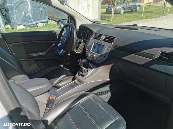 Ford Kuga 2.0 TDCi 4x4 Titanium - 17