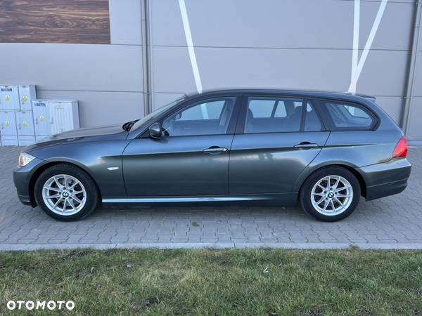 BMW Seria 3 318d - 8