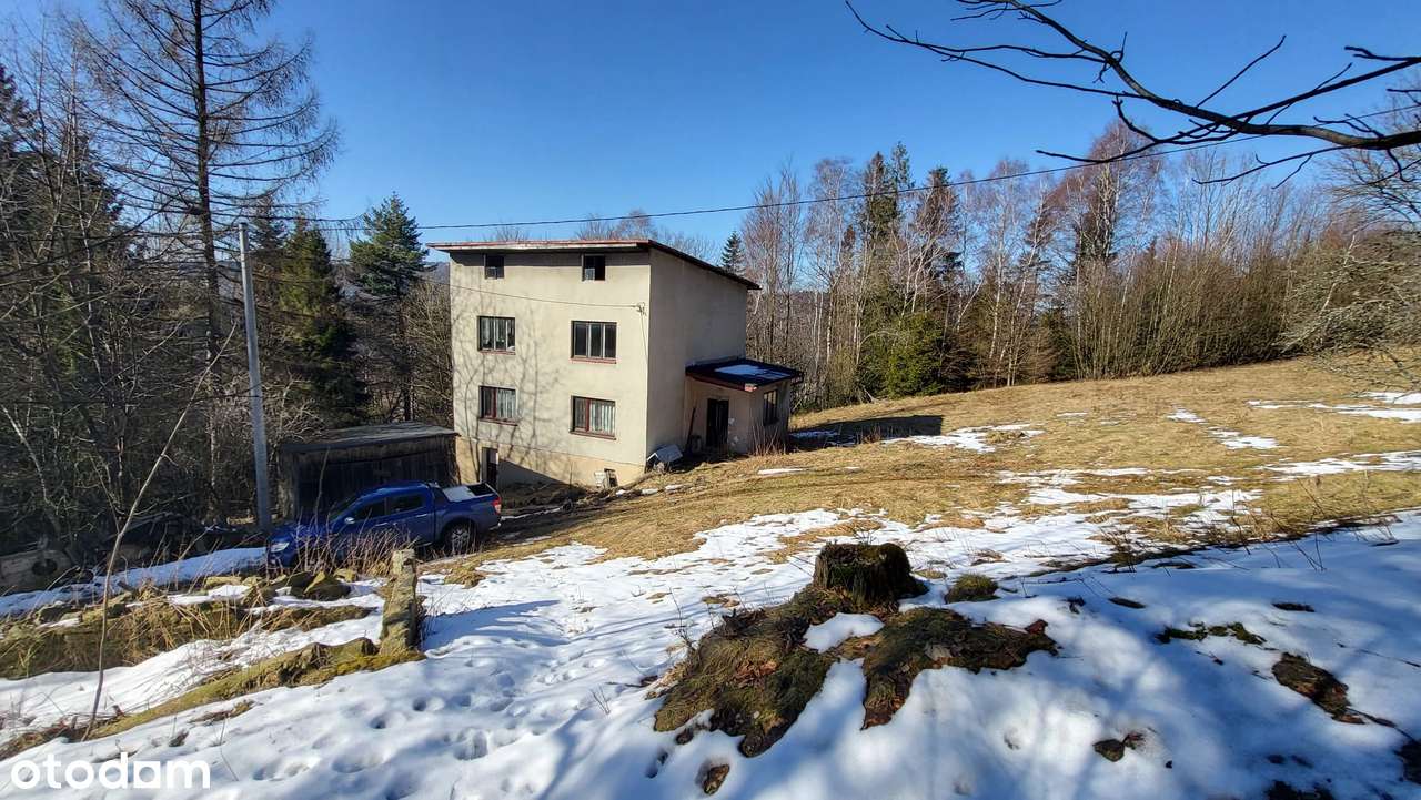 Dwa domy na działce 48 arów w Wiśle-11