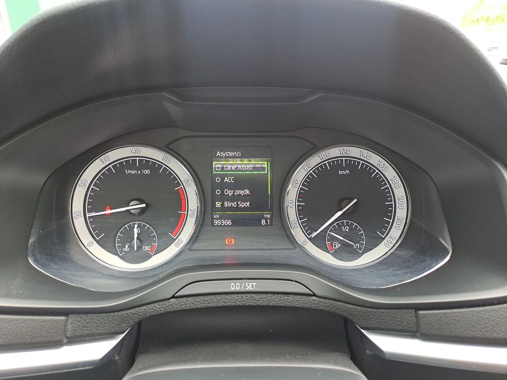 SKODA KAROQ Vario Flex Dynamic El. fotel DSG 1.5TSI 150KM Salon PL