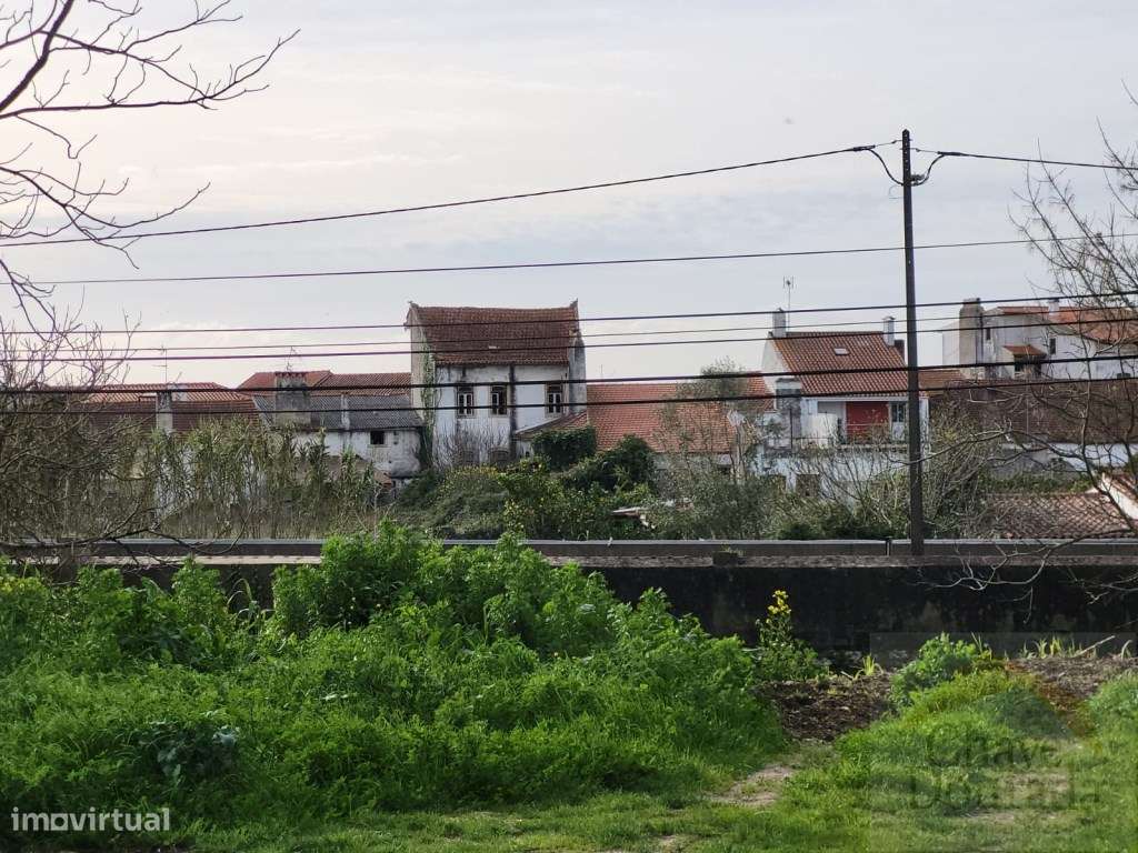 Moradia para recuperação total - centro de Cernache-5